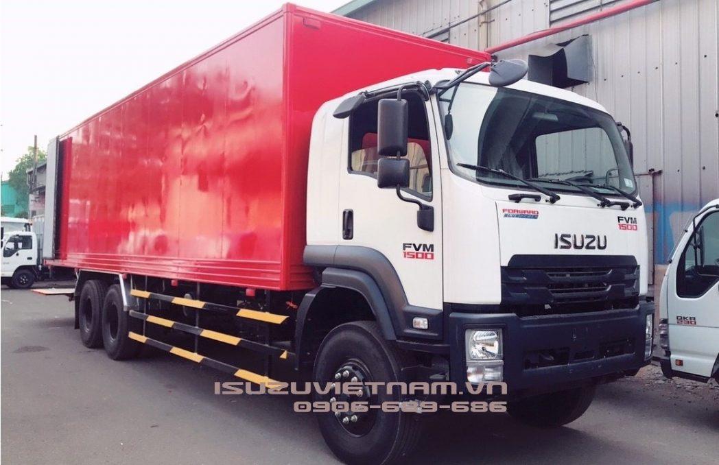 XE TẢI THÙNG KÍN 13.6 TẤN ISUZU FVM34WE4 – BỬNG NÂNG