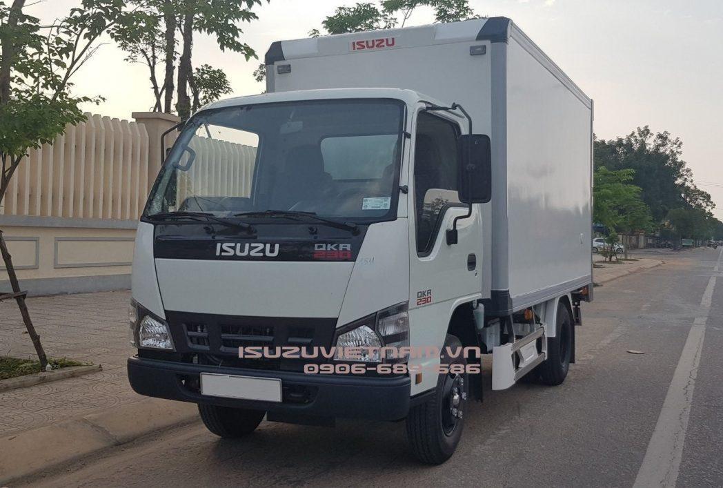 XE TẢI THÙNG KÍN 1.49 TẤN ISUZU QKR77FE4