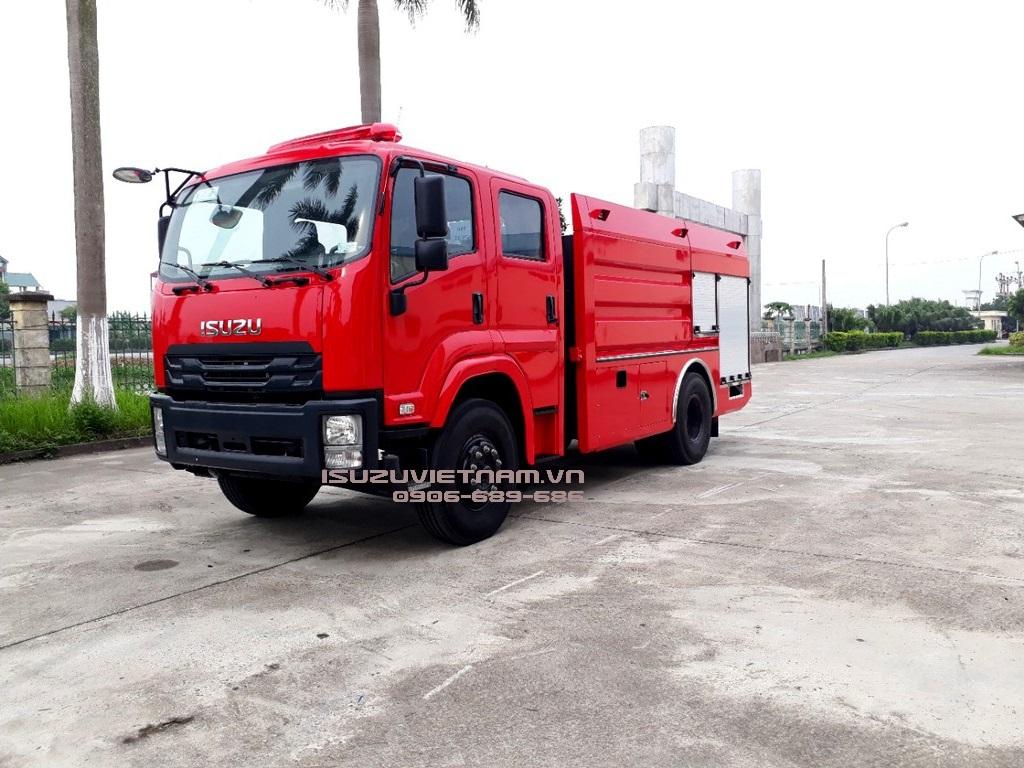 XE CHỮA CHÁY 5000L + 500L ISUZU FVR34LE4 (CABIN KÉP)