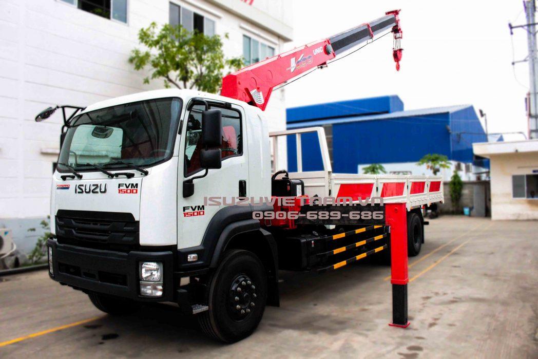 XE TẢI CẨU 10.9 TẤN ISUZU FVM34WE4 GẮN CẨU UNIC URV805