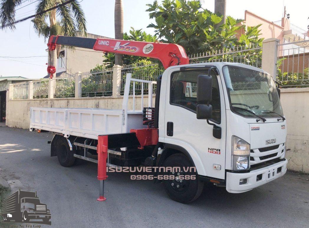 XE TẢI CẨU 2.49 TẤN ISUZU NPR85KE4 GẮN CẨU UNIC URV343